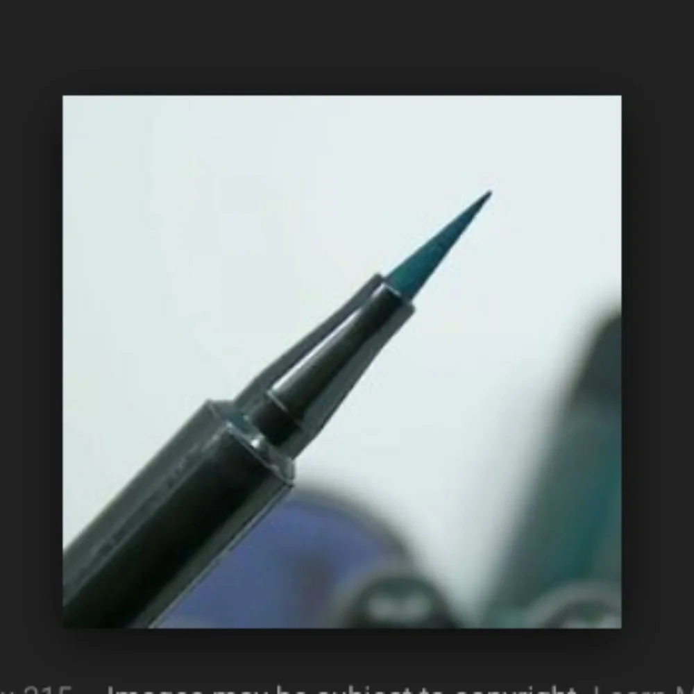 MAC // fluidline pen eyeliner privet teal